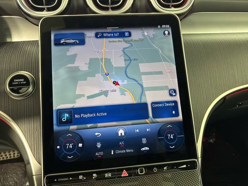 Used 2025 Mercedes-Benz GLC 350e 4MATIC image 24