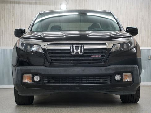 Used 2019 Honda Ridgeline Sport image 3