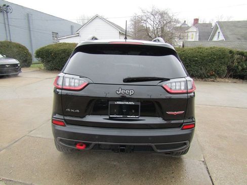 Used 2021 Jeep Cherokee Trailhawk AWD/4WD image 6