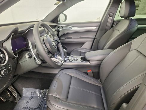 New 2025 Alfa Romeo Stelvio Sprint w/ Convenience Package image 20