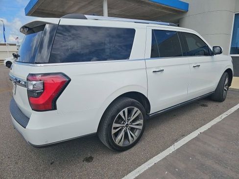 Used 2021 Ford Expedition Max Limited image 9