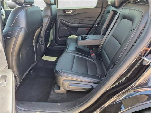 Used 2025 Ford Escape Platinum AWD/4WD image 19