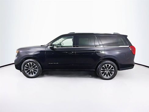 Used 2025 Ford Expedition Platinum AWD/4WD image 8