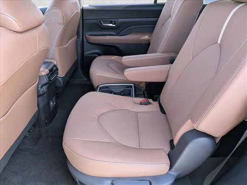 New 2026 Toyota Grand Highlander AWD image 15
