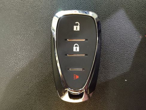 Used 2022 Chevrolet Equinox LS w/ LS Convenience Package FWD image 32
