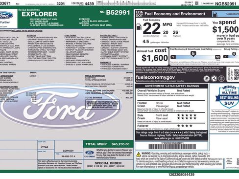 Certified 2022 Ford Explorer XLT w/ Equipment Group 202A image 35