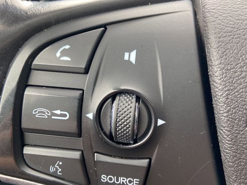 Used 2018 Acura MDX w/ Technology & Entertainment image 25