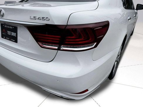 Used 2015 Lexus LS 460 image 15