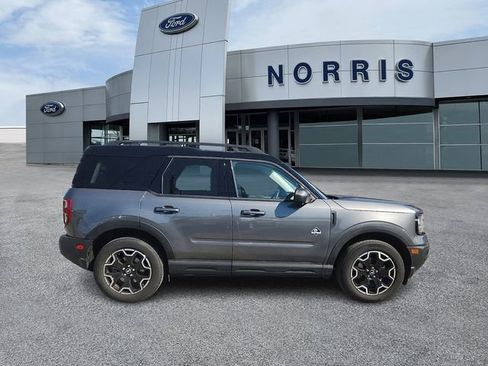 Certified 2025 Ford Bronco Sport Outer Banks w/ Outer Banks Tech Package+ AWD/4WD image 5