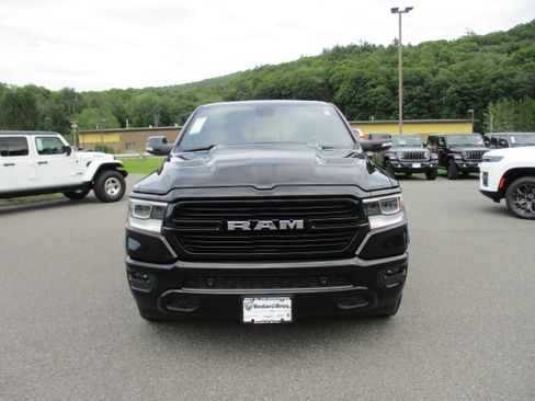 Used 2020 RAM 1500 Laramie AWD/4WD image 2