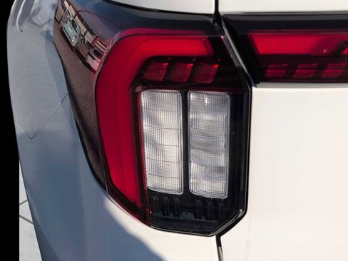 New 2026 Ford Explorer ST-Line RWD image 16