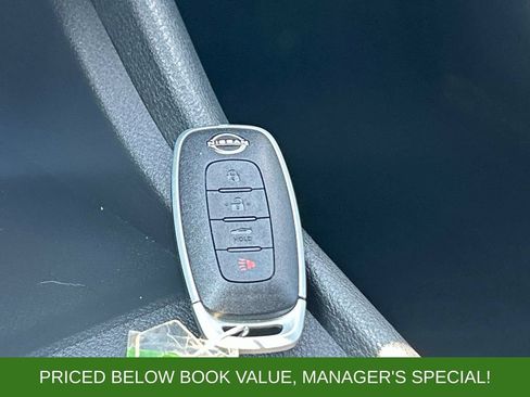 Used 2024 Nissan Sentra S FWD image 30