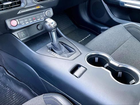 Certified 2025 Ford Mustang Coupe image 17