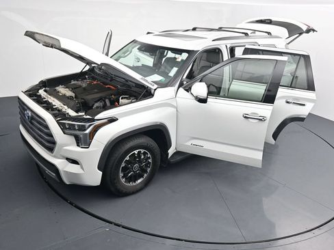 Used 2023 Toyota Sequoia Limited w/ TRD Off-Road Package AWD/4WD image 26