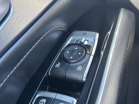 Certified 2022 Kia Sorento SX w/ Panoramic Sunroof Package image 25