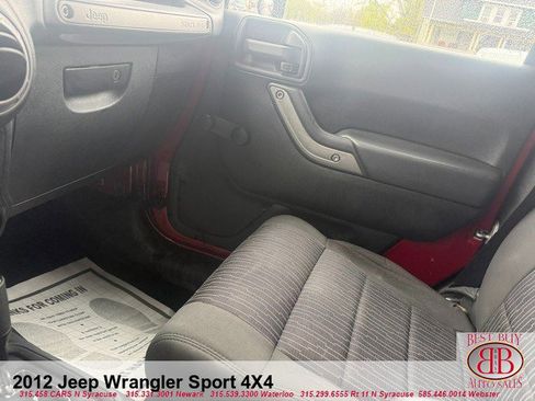 Used 2012 Jeep Wrangler Sport AWD/4WD image 17