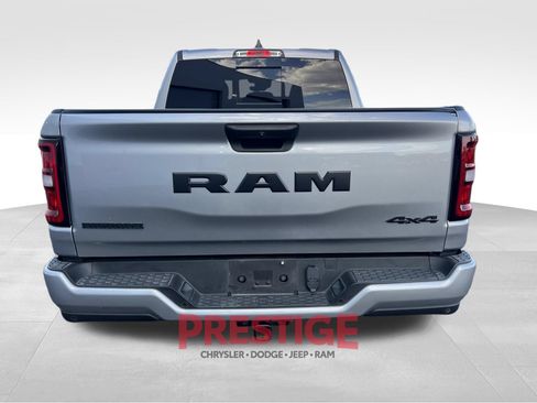 Used 2025 RAM 1500 Big Horn AWD/4WD image 11