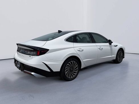 New 2026 Hyundai Sonata SEL FWD image 3