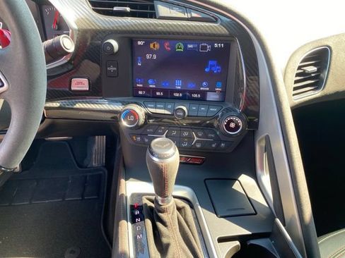 Used 2018 Chevrolet Corvette Z06 RWD image 27