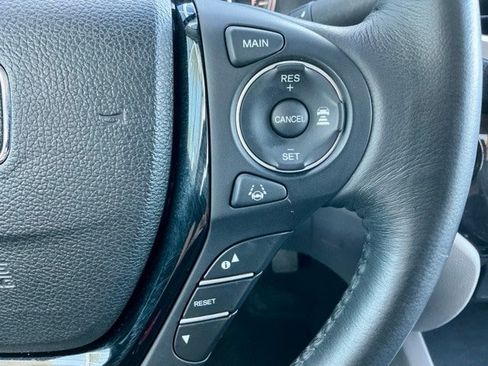 Used 2018 Honda Ridgeline RTL-E image 26