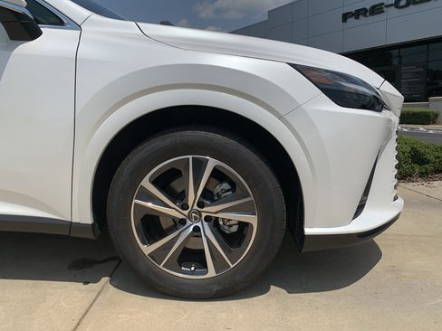 Used 2025 Lexus RX 350 Premium w/ Accessory Package (Z1) FWD image 13