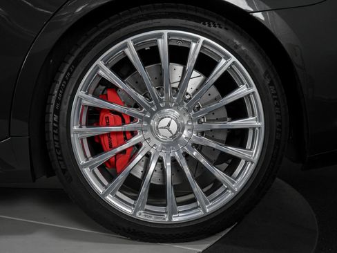 Used 2025 Mercedes-Benz S 63 AMG S image 19