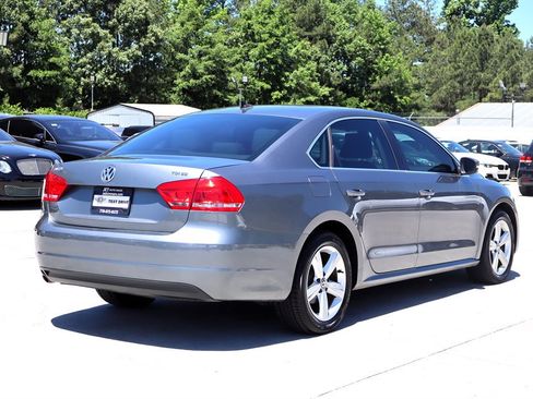 Used 2013 Volkswagen Passat TDI SE FWD image 7