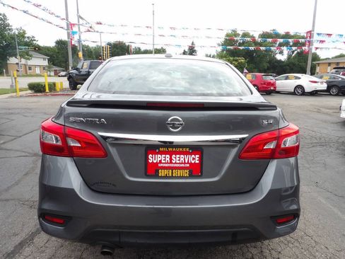 Used 2019 Nissan Sentra SR FWD image 4
