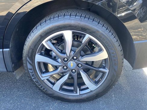 Used 2022 Chevrolet Equinox Premier image 17