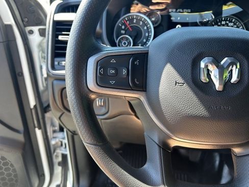 Used 2024 RAM 2500 Tradesman w/ Chrome Appearance Group image 22