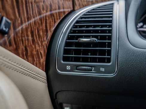Used 2019 Nissan Armada SL w/ Premium Package RWD image 18
