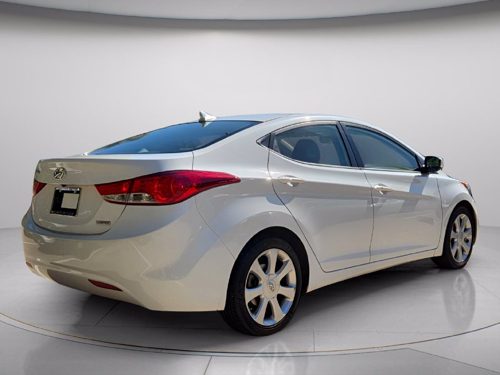 Used 2012 Hyundai Elantra Limited w/ Technology Pkg 5 FWD image 7