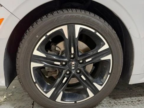 Used 2021 Kia K5 GT-Line AWD/4WD image 13