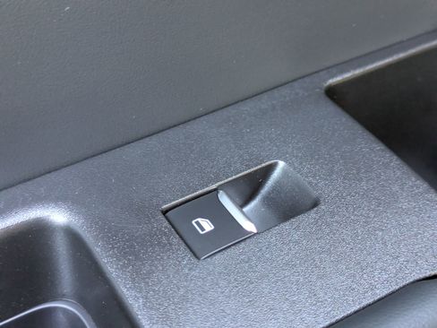 New 2026 Ford Explorer ST-Line w/ ST-Line Street Pack image 27