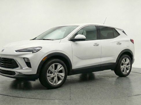 Used 2025 Buick Encore GX Preferred image 3
