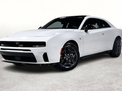 New 2026 Dodge Charger R/T w/ Blacktop Package AWD/4WD image 2