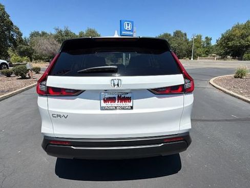 New 2026 Honda CR-V EX image 5
