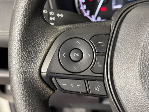 Used 2025 Toyota RAV4 LE FWD image 23