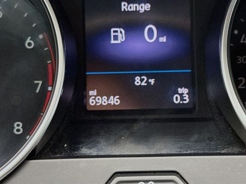 Used 2020 Volkswagen Tiguan S FWD image 8
