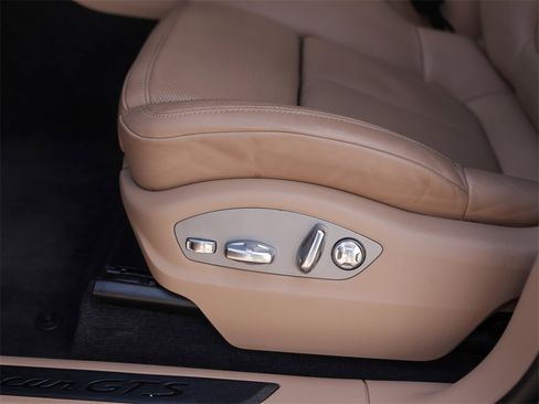 Certified 2022 Porsche Macan GTS image 14