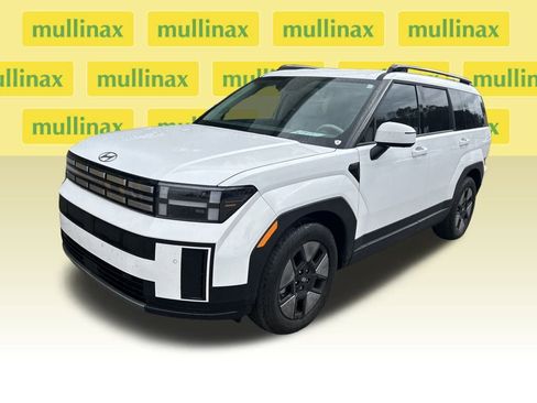 Used 2025 Hyundai Santa Fe SEL image 6
