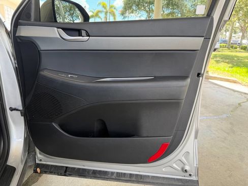 Used 2025 Hyundai Palisade SEL FWD image 24