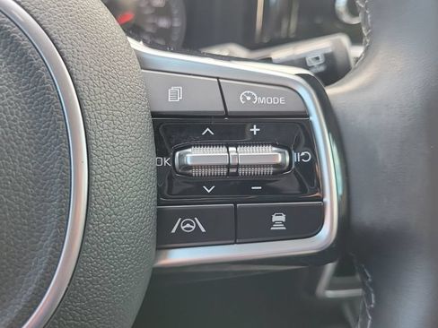 Used 2023 Kia Sorento EX FWD image 19