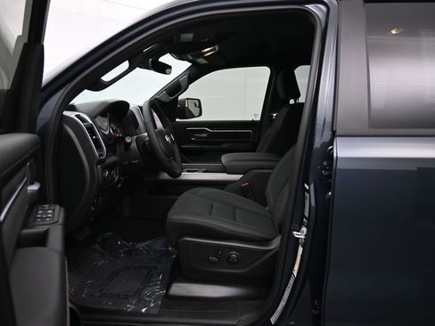 New 2026 RAM 1500 4x4 Crew Cab image 19