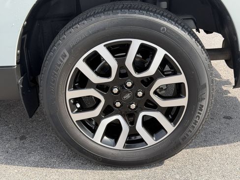 Certified 2022 Ford Maverick Lariat FWD image 14