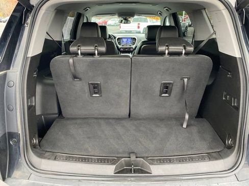 Used 2023 GMC Acadia SLT image 20