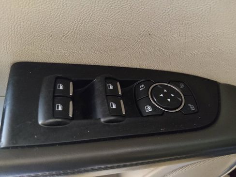 Used 2017 Lincoln MKX Reserve FWD image 27