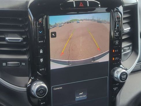 Used 2023 RAM 1500 Big Horn AWD/4WD image 19