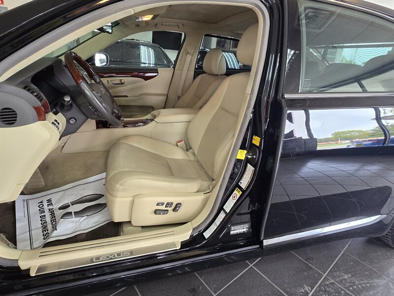 Used 2011 Lexus LS 460 L w/ Luxury Pkg AWD/4WD image 9