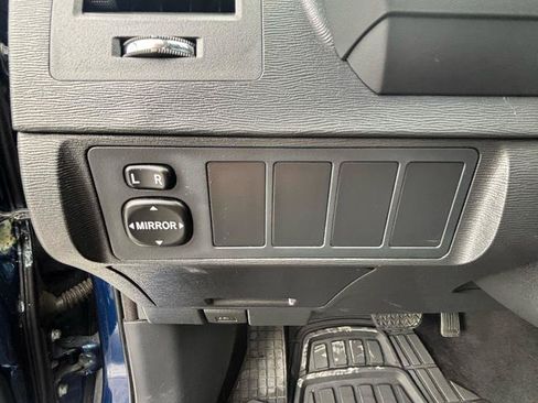 Used 2005 Scion tC FWD image 11
